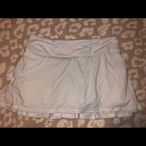 White lululemon skirt size 6